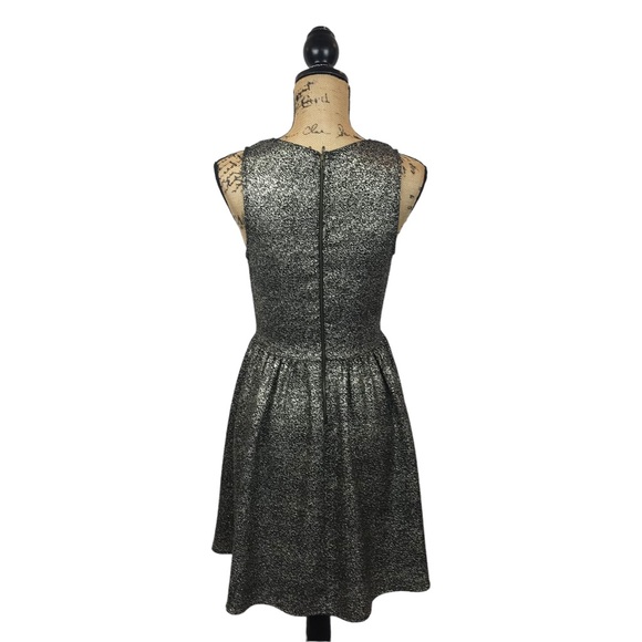 EVERLY Glitzy Holiday Dress NWOT - Picture 2 of 10